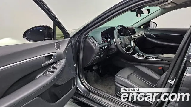 Hyundai Sonata 2021 — фото 11