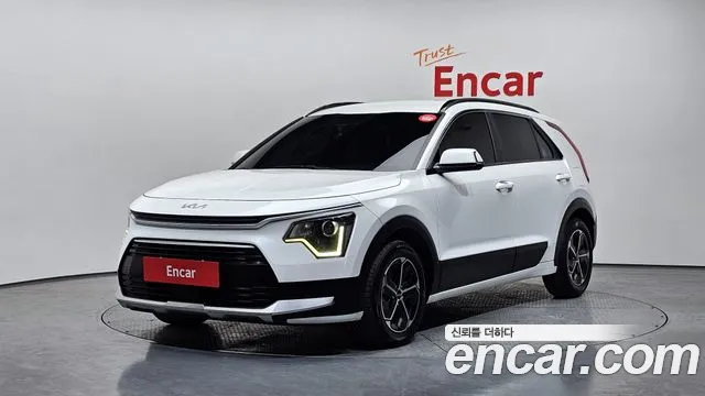 Kia Niro 2022 — фото 1