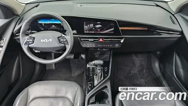Kia Niro 2022 — фото 7