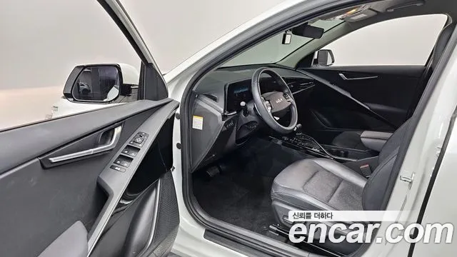 Kia Niro 2022 — фото 11