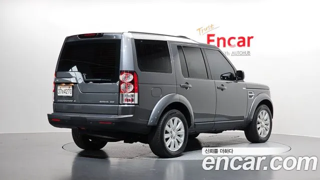 Land Rover Discovery 2013 — фото 2
