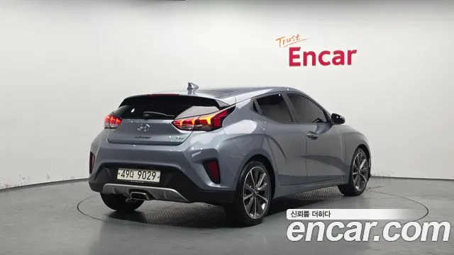 Hyundai Veloster 2019 — фото 2