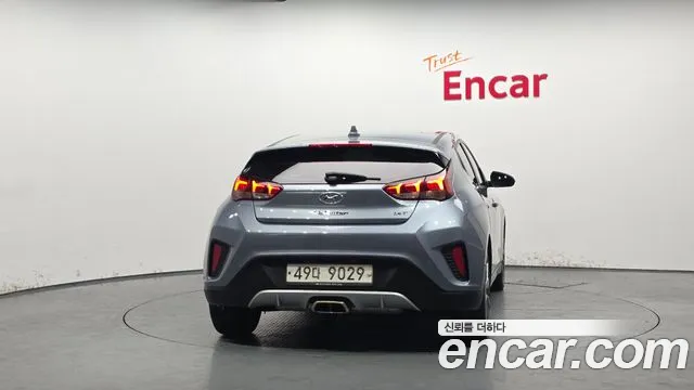 Hyundai Veloster 2019 — фото 4