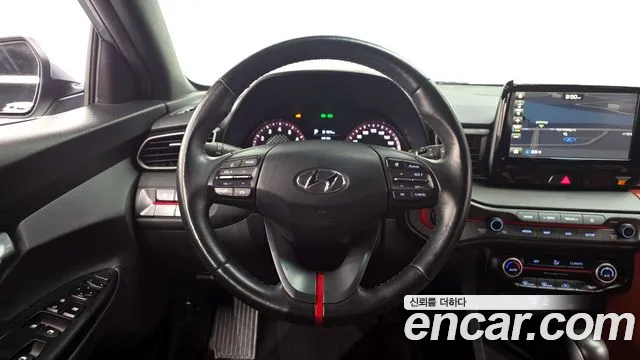 Hyundai Veloster 2019 — фото 13