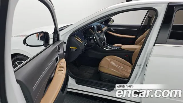 Hyundai Sonata 2020 — фото 10
