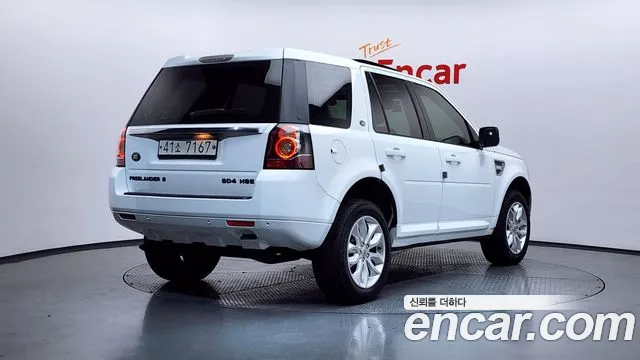 Land Rover Freelander 2013 — фото 2