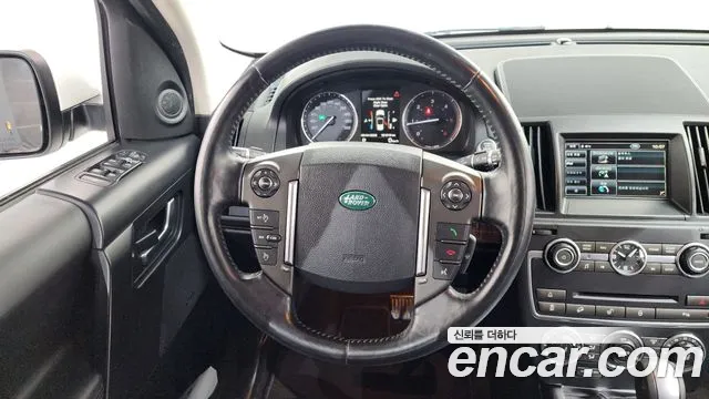 Land Rover Freelander 2013 — фото 13