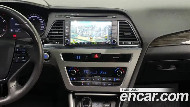Hyundai Sonata 2015 — фото 14