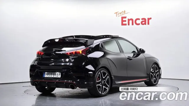Hyundai Veloster 2019 — фото 2