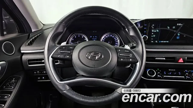 Hyundai Sonata 2020 — фото 13