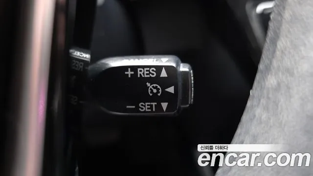 Toyota Prius 2019 — фото 16