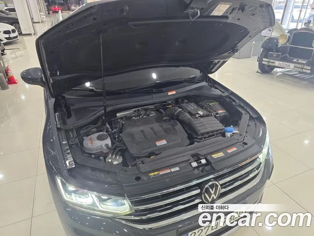 Volkswagen Tiguan 2023 — фото 10