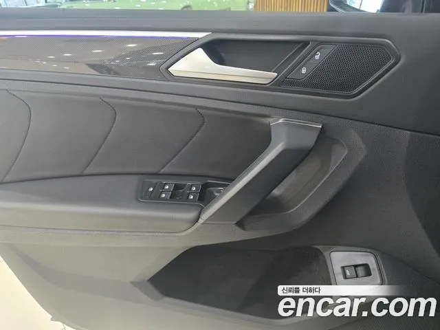 Volkswagen Tiguan 2023 — фото 15