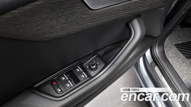 Audi A4 2018 — фото 14