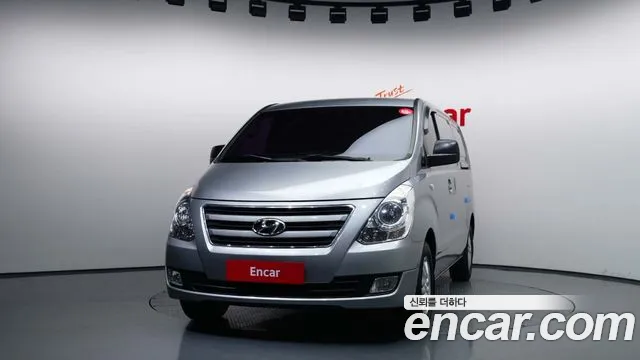 Hyundai Starex 2017 — фото 3