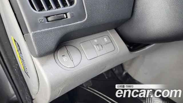 Hyundai Starex 2017 — фото 15