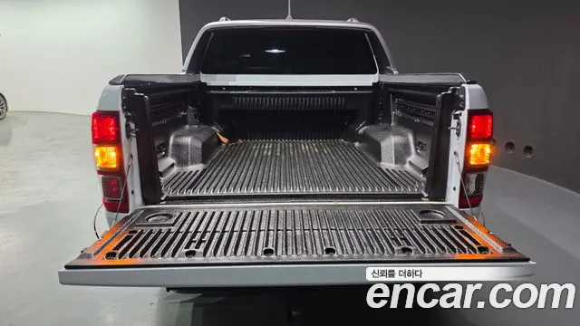 Ford Ranger 2022 — фото 20