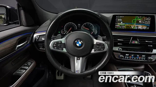 BMW Gran Turismo 2019 — фото 13