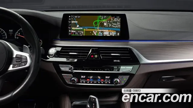 BMW Gran Turismo 2019 — фото 14