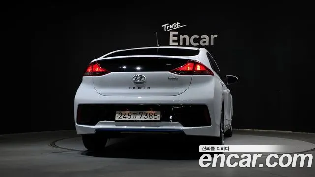 Hyundai Ioniq 2019 — фото 4