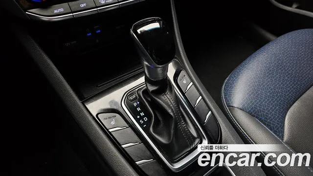 Hyundai Ioniq 2019 — фото 9