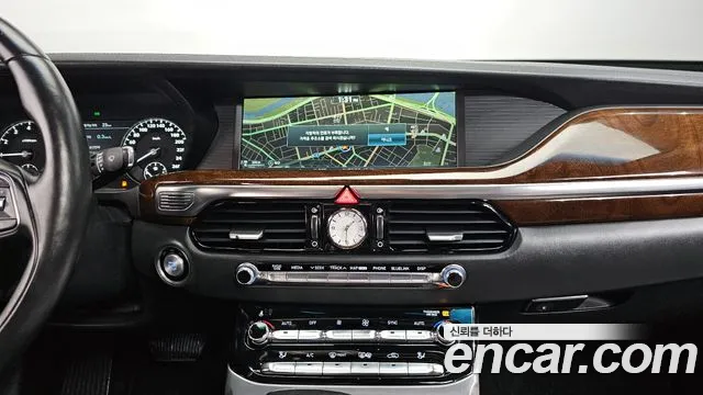 Genesis EQ900 2017 — фото 15