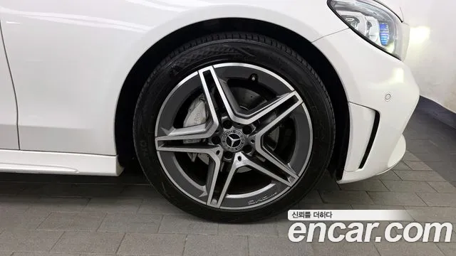Mercedes-Benz C-Class 2020 — фото 5