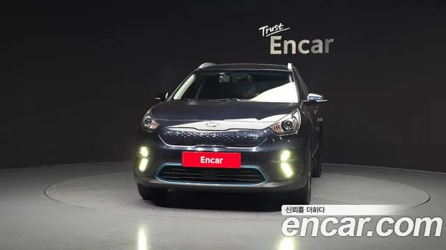 Kia Niro 2020 — фото 3