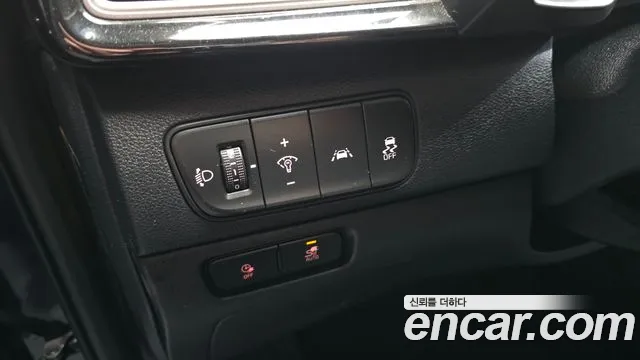 Kia Niro 2020 — фото 18