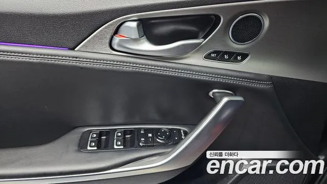 Kia Stinger 2019 — фото 12
