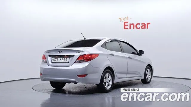 Hyundai Accent 2014 — фото 2