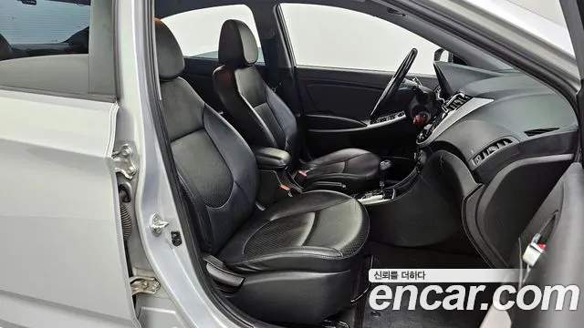Hyundai Accent 2014 — фото 10