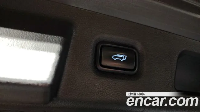 Hyundai Santafe 2020 — фото 20
