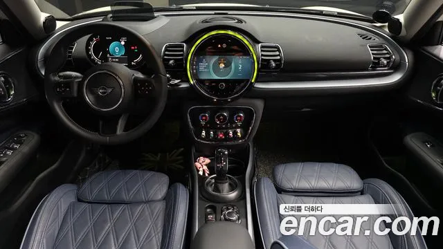 Mini Clubman 2023 — фото 10