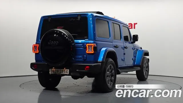 Jeep Wrangler 2022 — фото 2