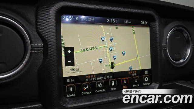 Jeep Wrangler 2022 — фото 14