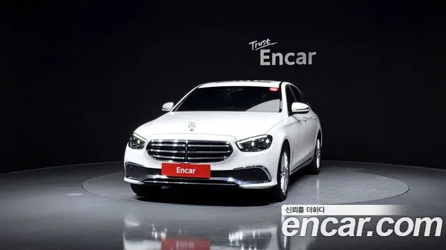 Mercedes-Benz E-Class 2021 — фото 3