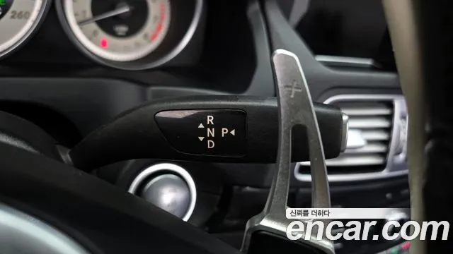 Mercedes-Benz E-Class 2017 — фото 10