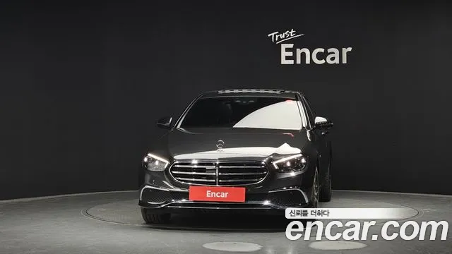 Mercedes-Benz E-Class 2021 — фото 3