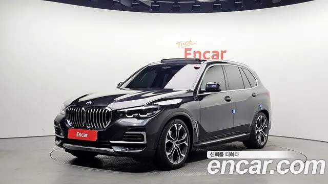 BMW X5 2022 — фото 1