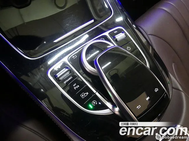 Mercedes-Benz CLS-Class 2019 — фото 16