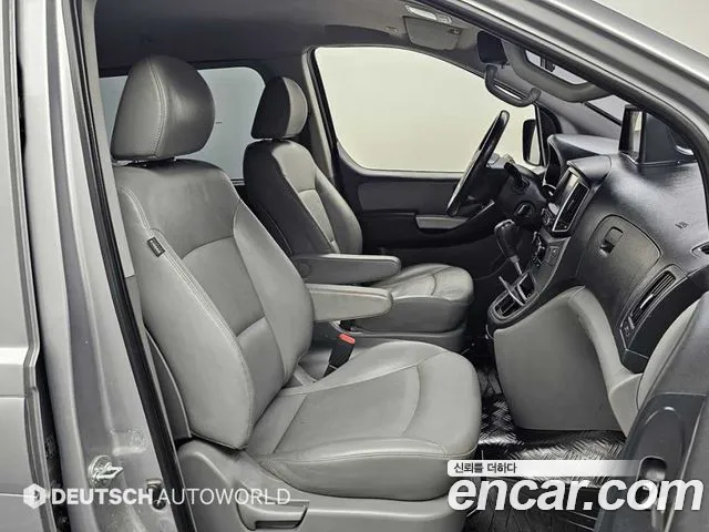 Hyundai Starex 2021 — фото 10