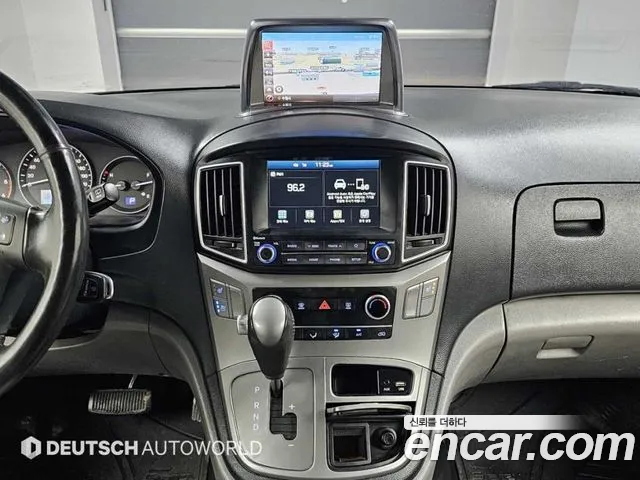 Hyundai Starex 2021 — фото 14