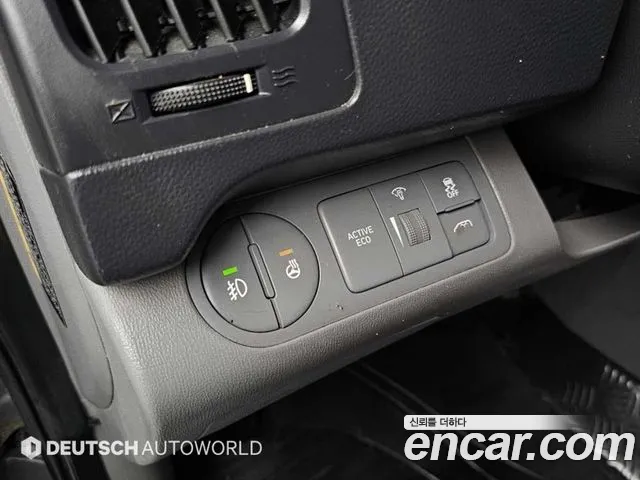Hyundai Starex 2021 — фото 16