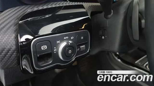 Mercedes-Benz A-Class 2020 — фото 17
