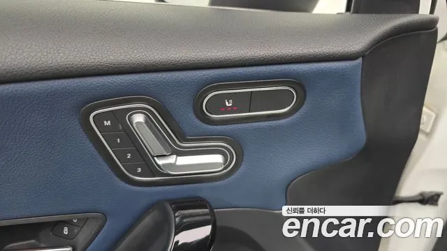 Mercedes-Benz A-Class 2020 — фото 18