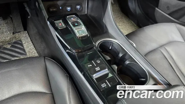 Hyundai Sonata 2021 — фото 9