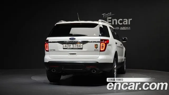 Ford Explorer 2015 — фото 4