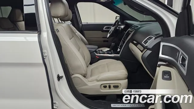 Ford Explorer 2015 — фото 11