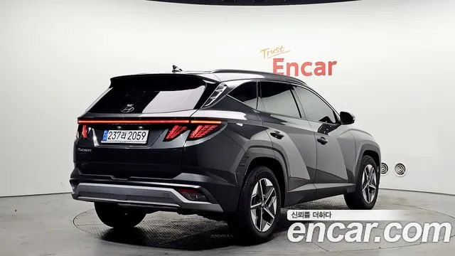 Hyundai Tucson 2024 — фото 2